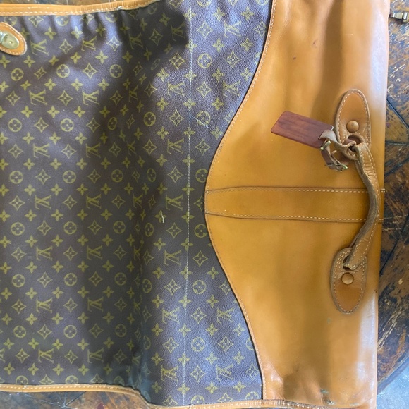 Louis Vuitton Other - Louis Vuitton Garment Bag
